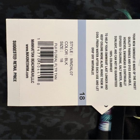 Robby Len by Longitude One Piece Swimsuit - Picture 5 of 7